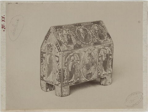 Châsse à fonds vermiculés : Christ en Majesté ; apôtres et anges, image 9/9