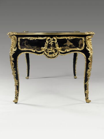 Bureau plat dit 