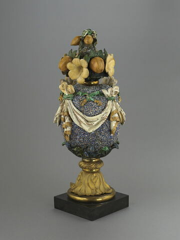 Vase couvert ovoïde monté, image 3/3
