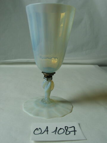 Verre à jambe, image 3/5