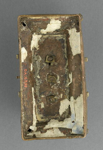 Boîte aux saintes huiles (?), image 7/15