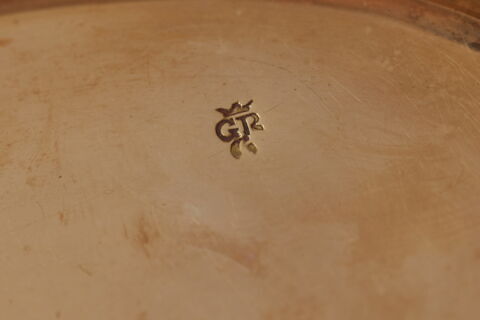 Boîte à musique de forme ovale, image 7/17