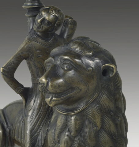 Chandelier : Samson et le lion, image 5/12