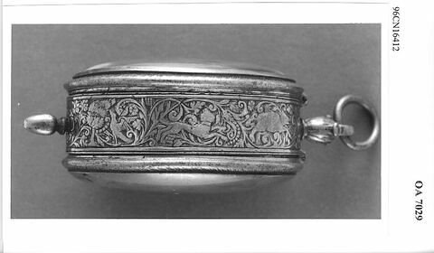 Montre ovale, image 3/9