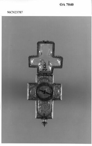 Montre en forme de croix, image 2/6