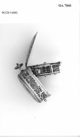 Montre ovale, image 6/9