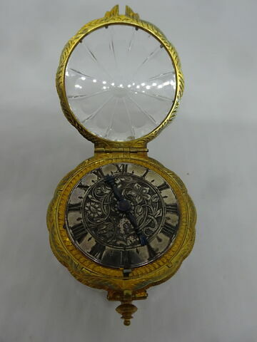 Montre ronde polylobée, image 2/6