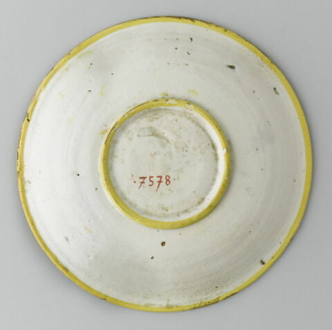 Assiette : Abimélech épiant Isaac et Rébecca, image 7/7