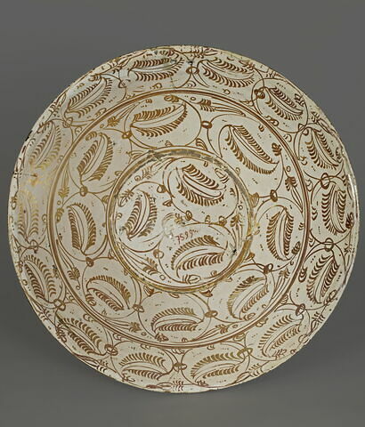 Plat rond : armoiries, image 2/2