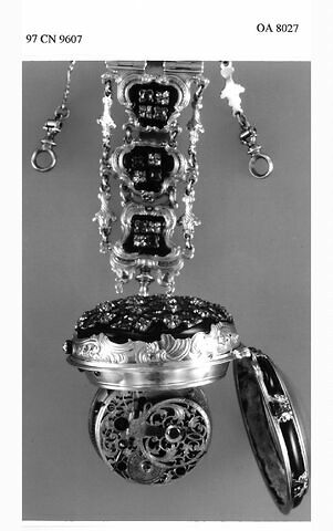 Montre ronde assortie d'une châtelaine, image 3/10