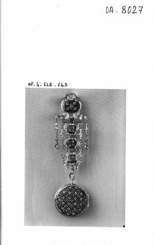 Montre ronde assortie d'une châtelaine, image 10/10