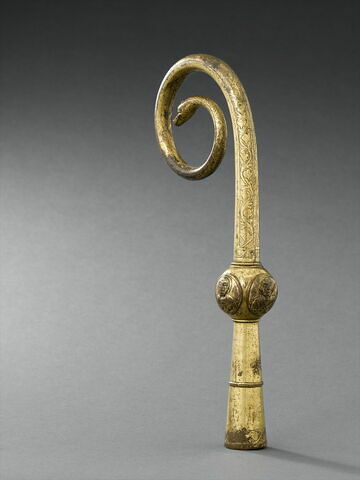 Crosse romane terminée par une tête de serpent ou de dragon, image 5/5