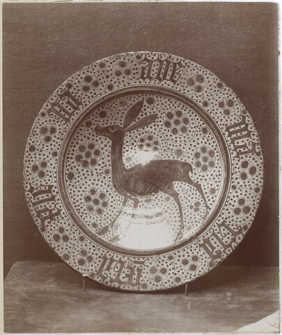 Plat rond : Biche, image 5/5