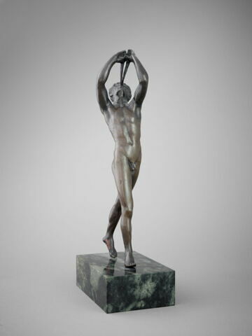 Statuette : faune jouant de la flûte