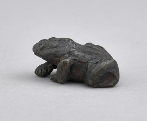 Statuette : petite grenouille, image 3/4
