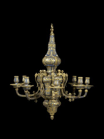 Lustre à huit lumières, image 2/5