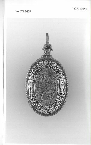 Montre ovale, image 4/12