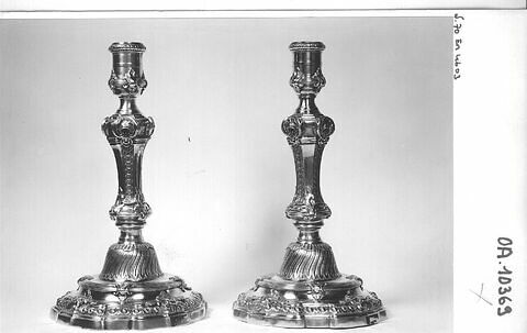 Flambeau d'une paire (OA 10369 2), image 9/9