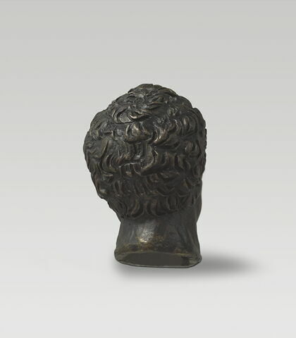 Statuette : tête d'homme, image 3/4