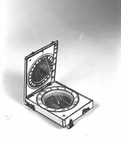 Cadran multiple en diptyque, image 8/8