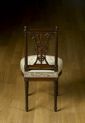 Chaise à dossier ajouré, d'une paire avec OA 12981, image 2/8