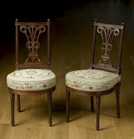 Chaise à dossier ajouré, d'une paire avec OA 12981, image 7/8