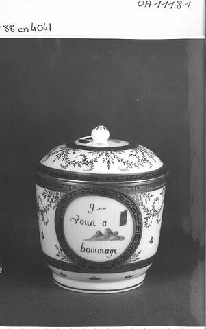 Sucrier, d'un cabaret 