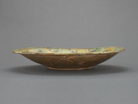 Plat d'apparat : buste masculin, image 3/6