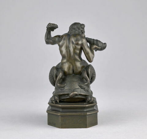 Statuette : Triton chevauchant une tortue, image 4/9