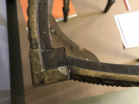 Chaise d'un mobilier de salon, comprenant dix pièces, image 4/12