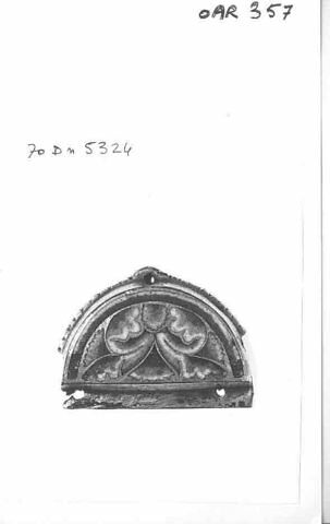 Plaquette semi-circulaire à décor de palmettes, image 6/7