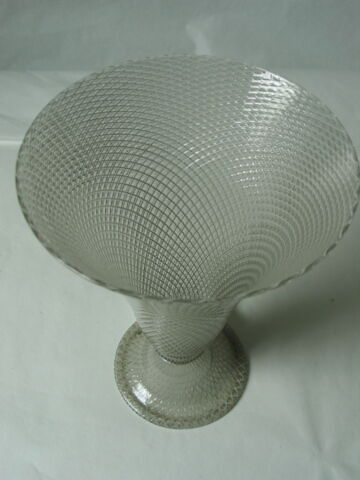 Verre sur pied, image 2/5