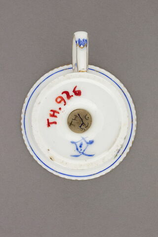 Tasse à glace, d'un ensemble de vingt-cinq (TH 926 à 950), d'un service (TH 809 à 1066), image 2/4