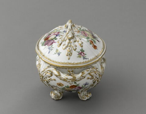 Terrine (et son plateau TH 1381), image 12/14