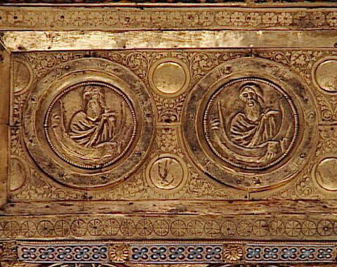 Châsse de saint Potentin, image 10/31