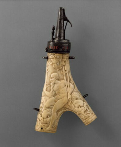 Poire à poudre : La Paix mettant le feu aux armes / Neptune (ou Allégorie de la Navigation ?), image 4/7