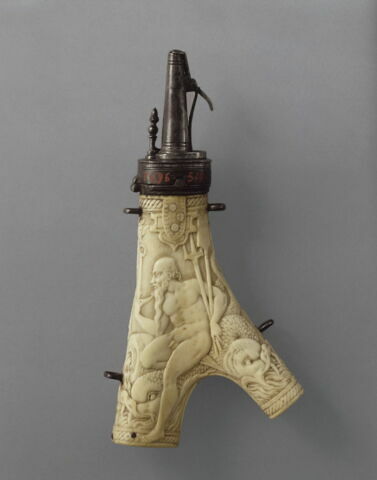 Poire à poudre : La Paix mettant le feu aux armes / Neptune (ou Allégorie de la Navigation ?), image 5/7