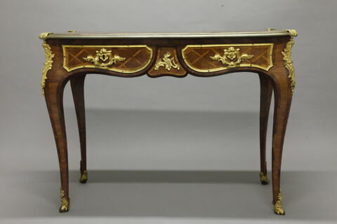 Table à décor de marqueterie en losange, image 2/3