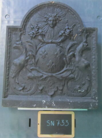 Plaque de cheminée aux armes de France, image 2/2