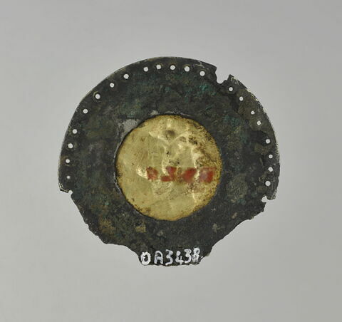 Plaque de mitre ou de gants faisant partie d'une paire (plaque de gauche), image 2/3