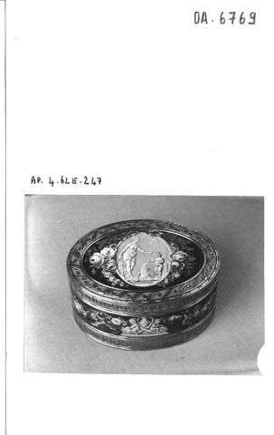 Tabatière ovale, image 18/18