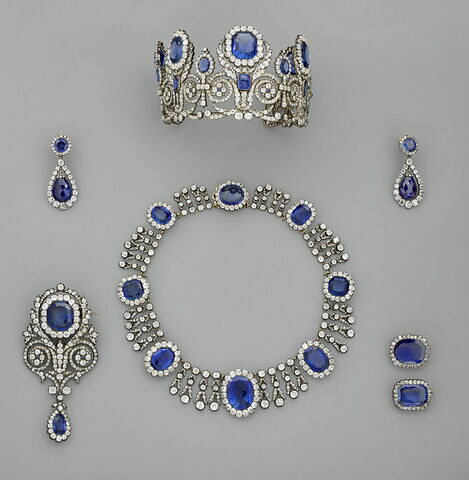 Petite broche de la parure de la reine Marie-Amélie et de la Reine Hortense., image 3/4