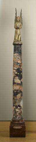 Statuette : ange porte-lumière, image 5/5