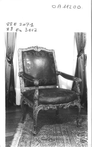 Fauteuil à la reine, d'un ensemble (avec le OA 11201, OA 12179 1, OA 12179 2, OA 12179 3, OA12179 4 et OA 12180), image 2/7