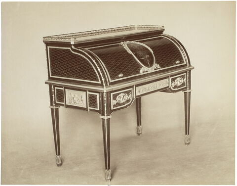 Secrétaire à cylindre de la reine Marie-Antoinette aux Tuileries, image 15/16
