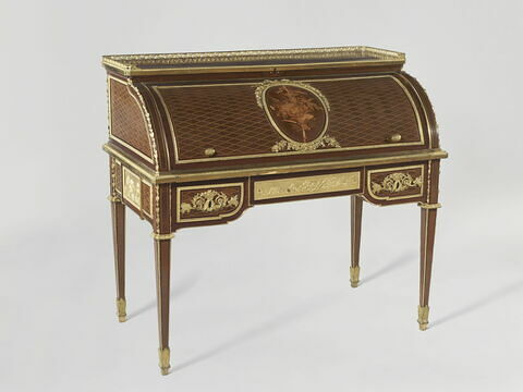 Secrétaire à cylindre de la reine Marie-Antoinette aux Tuileries, image 3/16