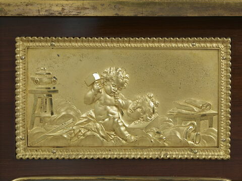 Secrétaire à cylindre de la reine Marie-Antoinette aux Tuileries, image 7/16