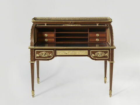 Secrétaire à cylindre de la reine Marie-Antoinette aux Tuileries, image 8/16