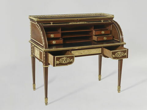 Secrétaire à cylindre de la reine Marie-Antoinette aux Tuileries, image 10/16