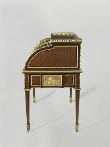 Secrétaire à cylindre de la reine Marie-Antoinette aux Tuileries, image 11/16